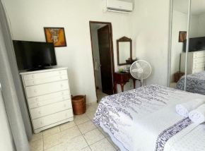 Los Angeles Guest Apartment and Guest Room At 7 Minutes from Airport